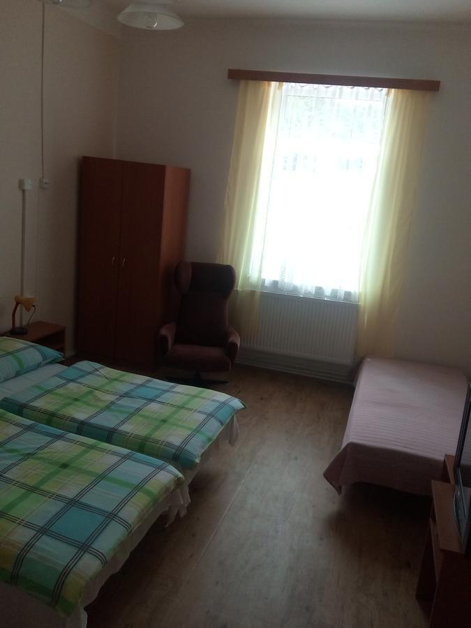 U Pastorku Hotell Racice  Eksteriør bilde